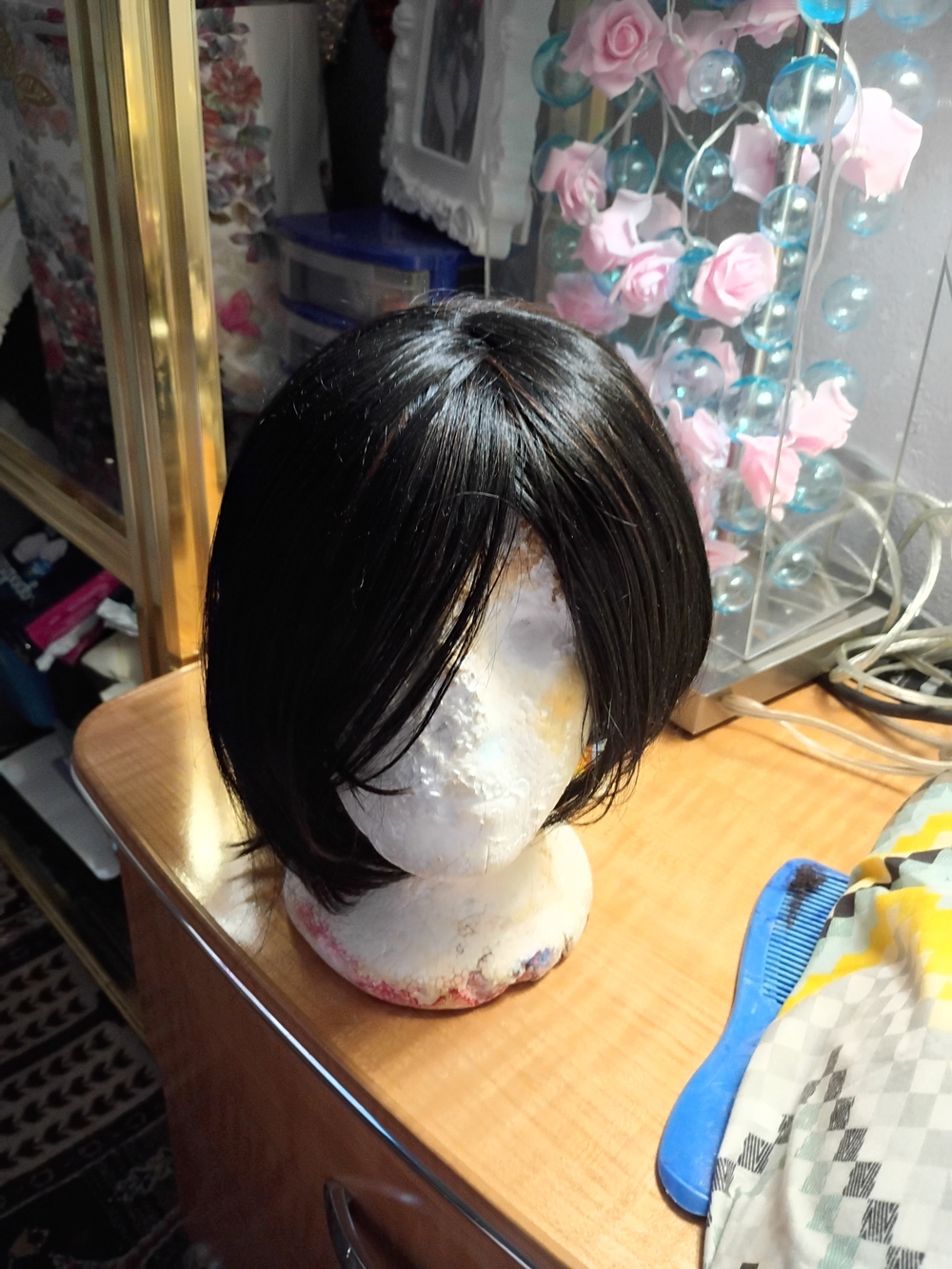 & Other Stories Short Layered Black Wig